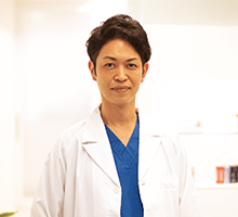東郷智一郎院長